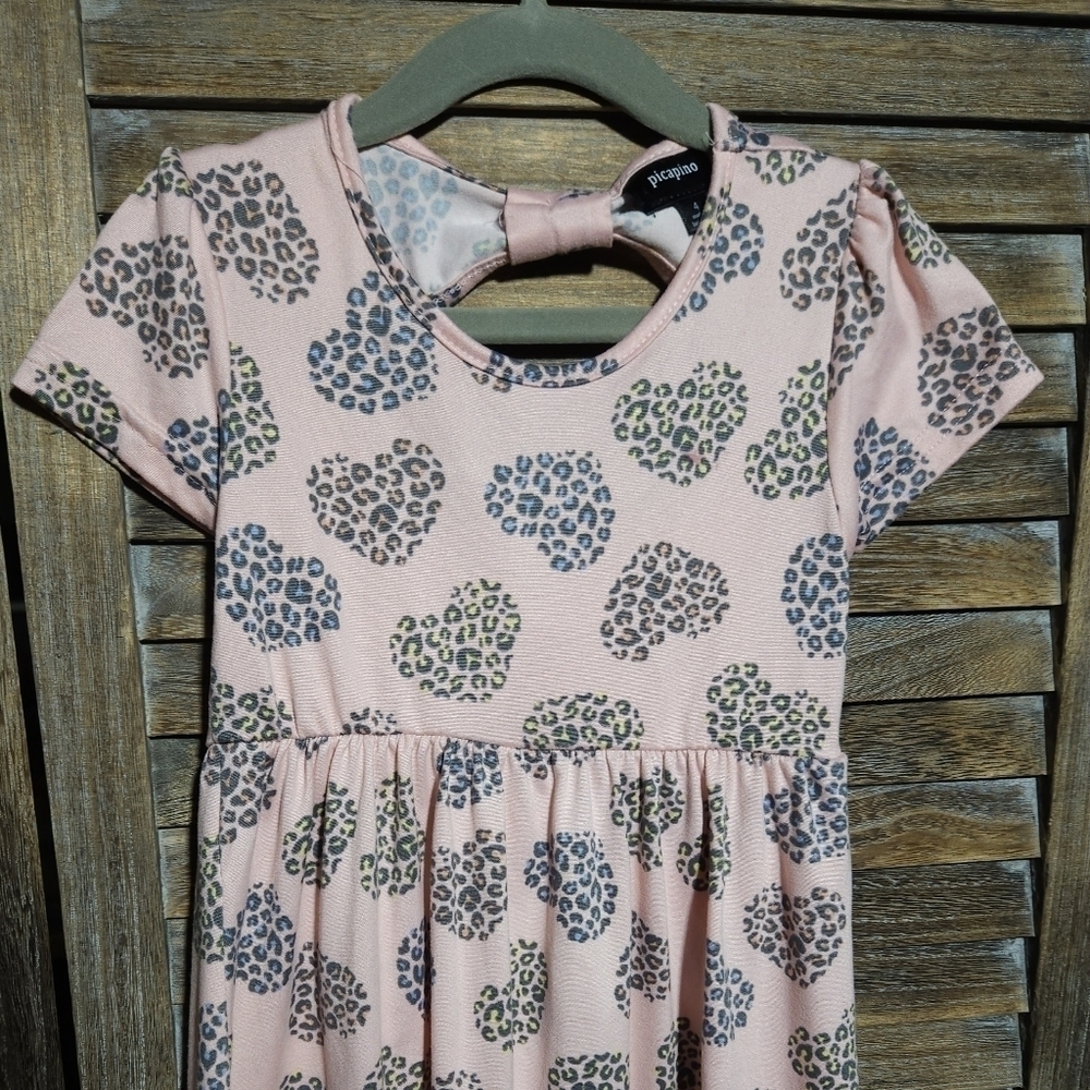 NWOT Picapino Size 4 dress Pink with Multicolor cheetah print hearts